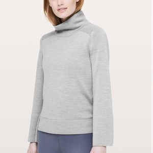 Lululemon City Trek Turtleneck